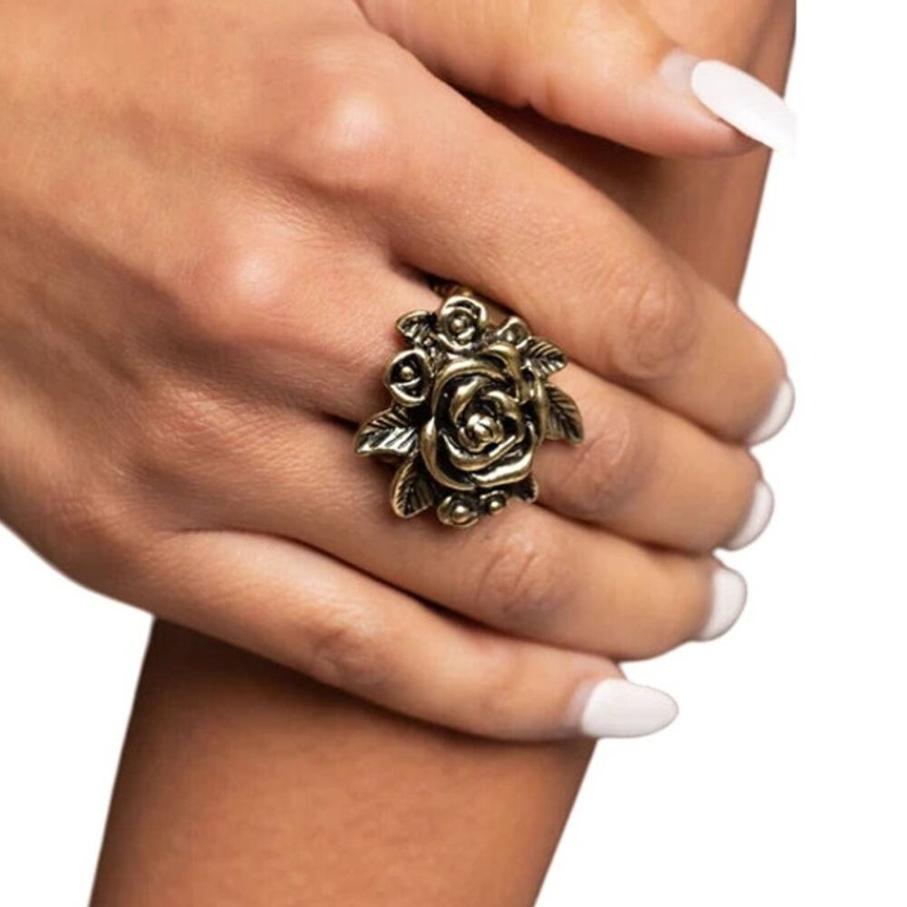 Paparazzi Bouquet Bonanza Stretchy Floral Brass Ring Flexible Fit Bronze New